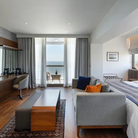 Makedonia Palace